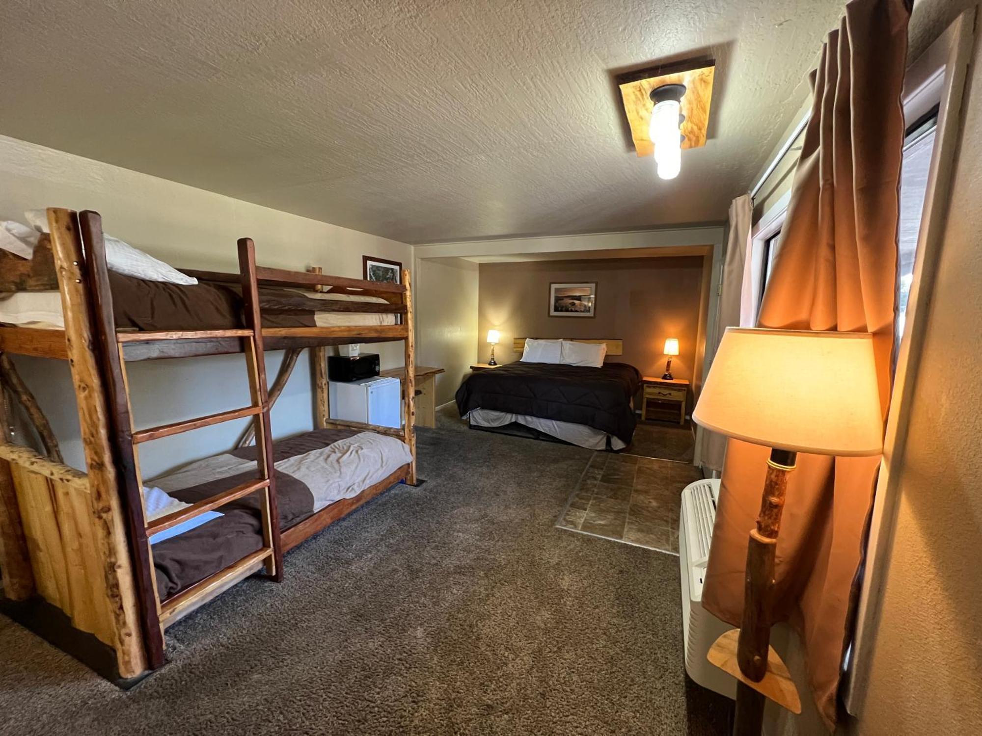 The Trailhead Motel South Lake Tahoe Exterior photo
